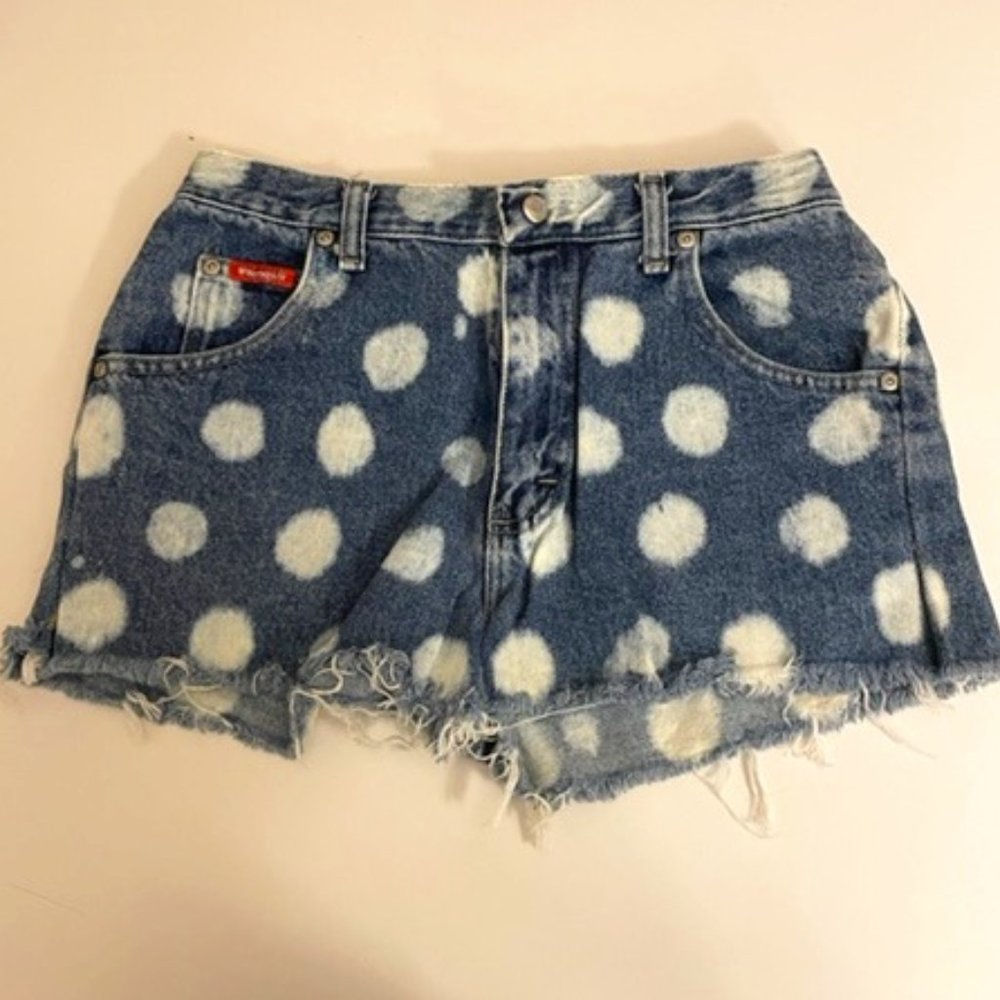 Wrangler High Waste Cut Off Short